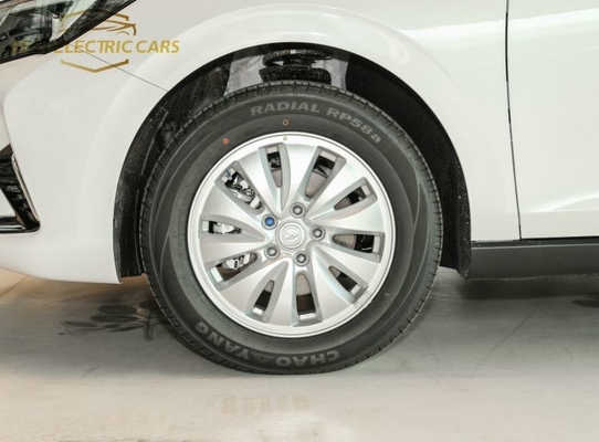 145km/H Changan EV Car 401km Lithium Phosphate Battery 4 Doors