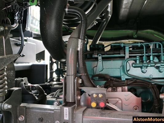 New Sinotruk Howo 6x4 340HP Environmental Dump Truck for Sale in Kenya | Electric Tarpaulin Tipper Price